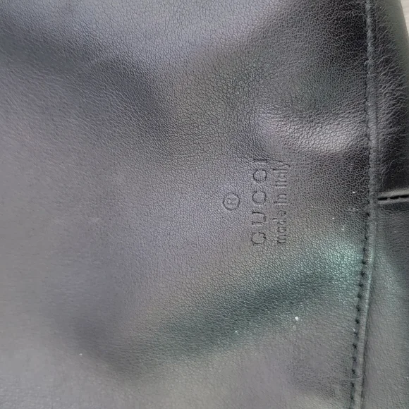 GUCCI Drawstring Bucket Bag - Picture 8 of 8